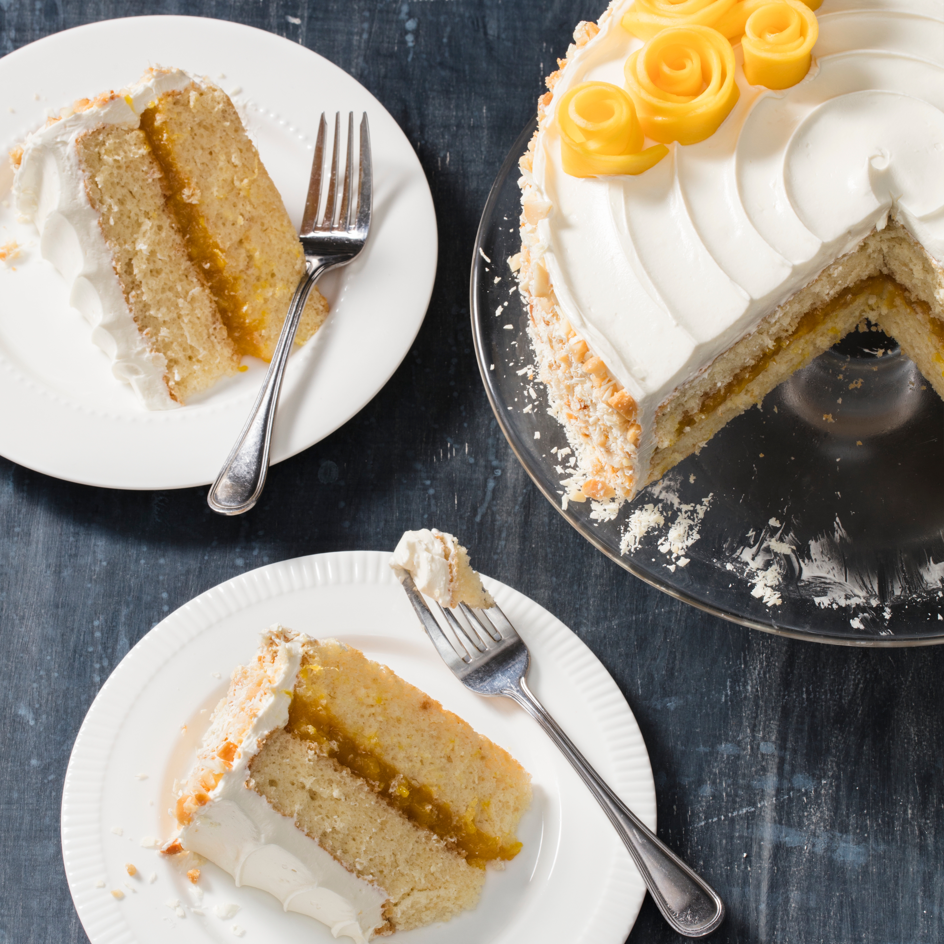 Buy White chocolate mango cake online in chennai