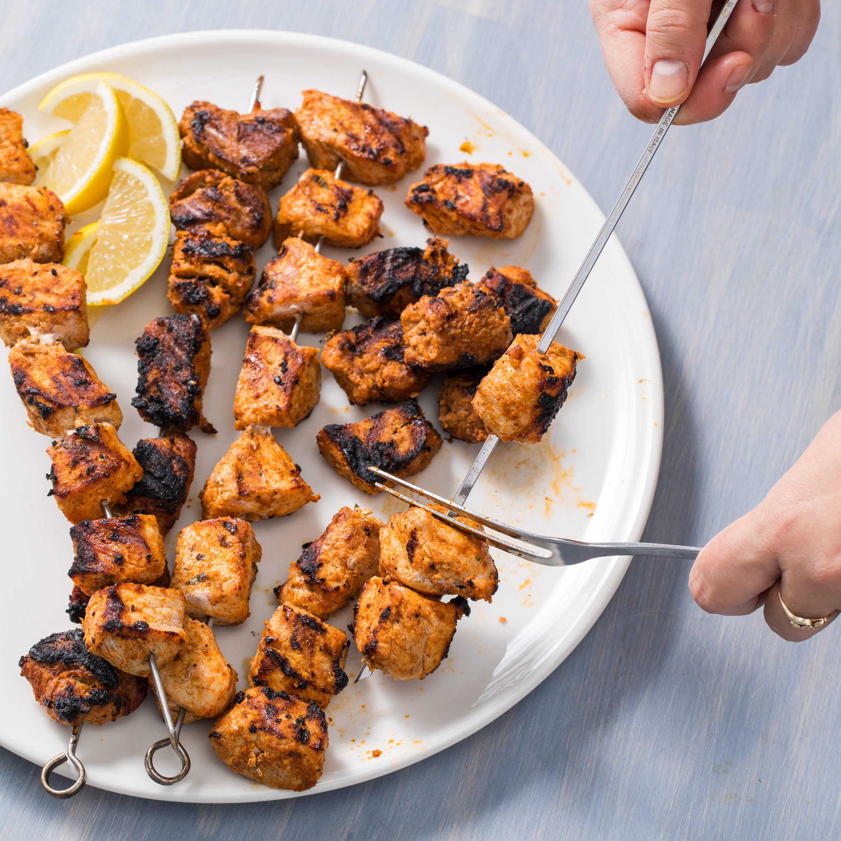 Pinchos Morunos (Spanish Pork Skewers) - Spanish Sabores