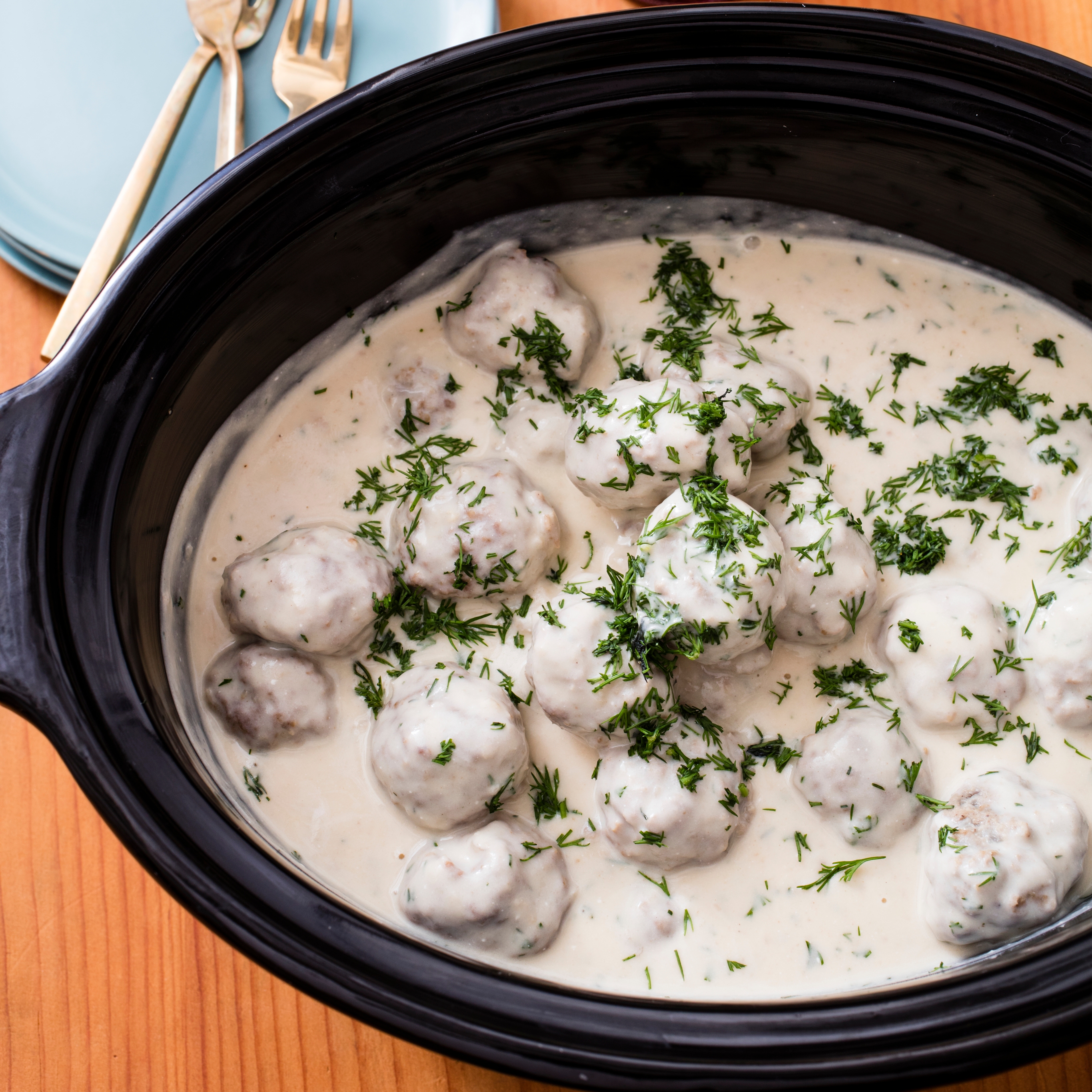 Slow cooker Swedish meatballs recipe