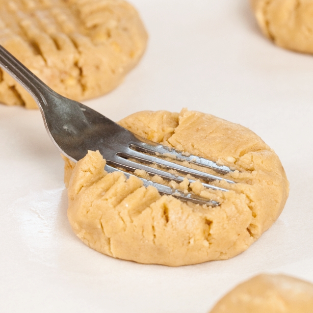 Classic Peanut Butter Cookies – Jamie Cooks It Up