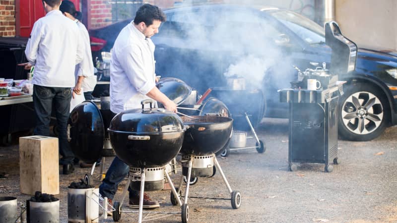 Master of the Grill: Foolproof Recipes, Top-Rated Gadgets, Gear, &  Ingredients Plus Clever Test Kitchen Tips & Fascinating Food Science:  America's Test Kitchen: 9781940352541: : Books