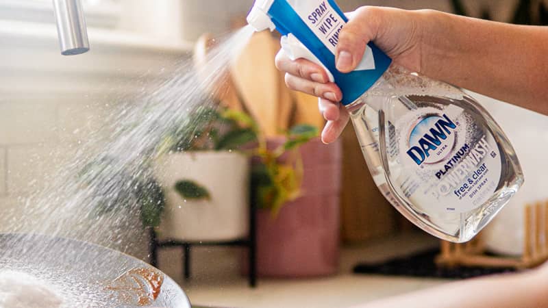 7 New Uses for Dawn Powerwash Dish Spray