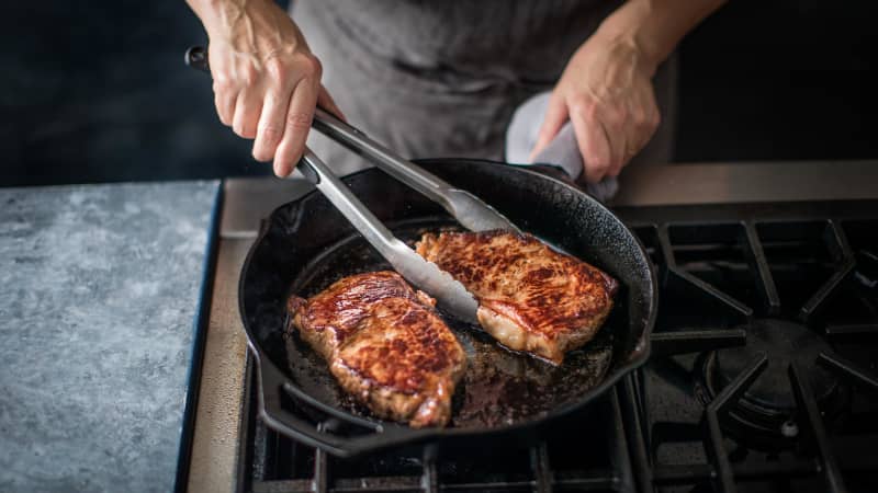 Unpopular opinion: you don't need a cast iron pan to get a good sear on  your steak : r/steak