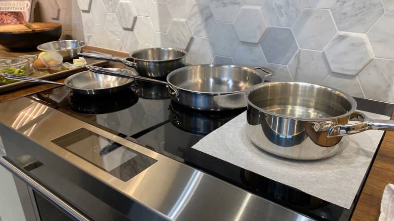 Futuristic Features of Induction Stovetop Cooking