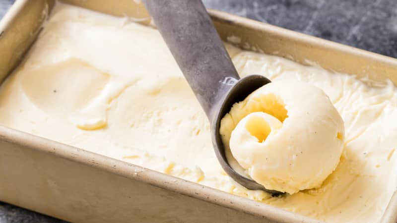 Why You Should Bake Ice Cream Right Into Your Apple Pie