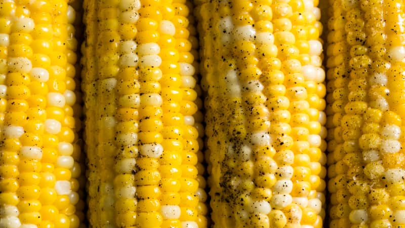 Are You A Typewriter or a Surgeon? Learn Your Corn on the Cob Style