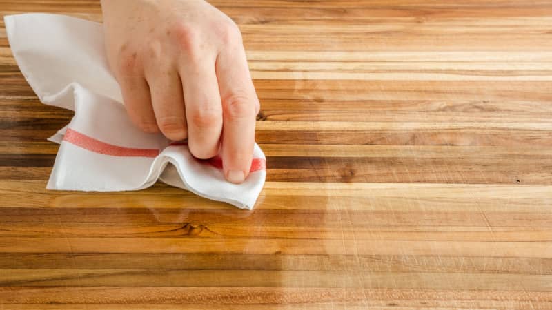 How to Look After Your Wooden Chopping Board