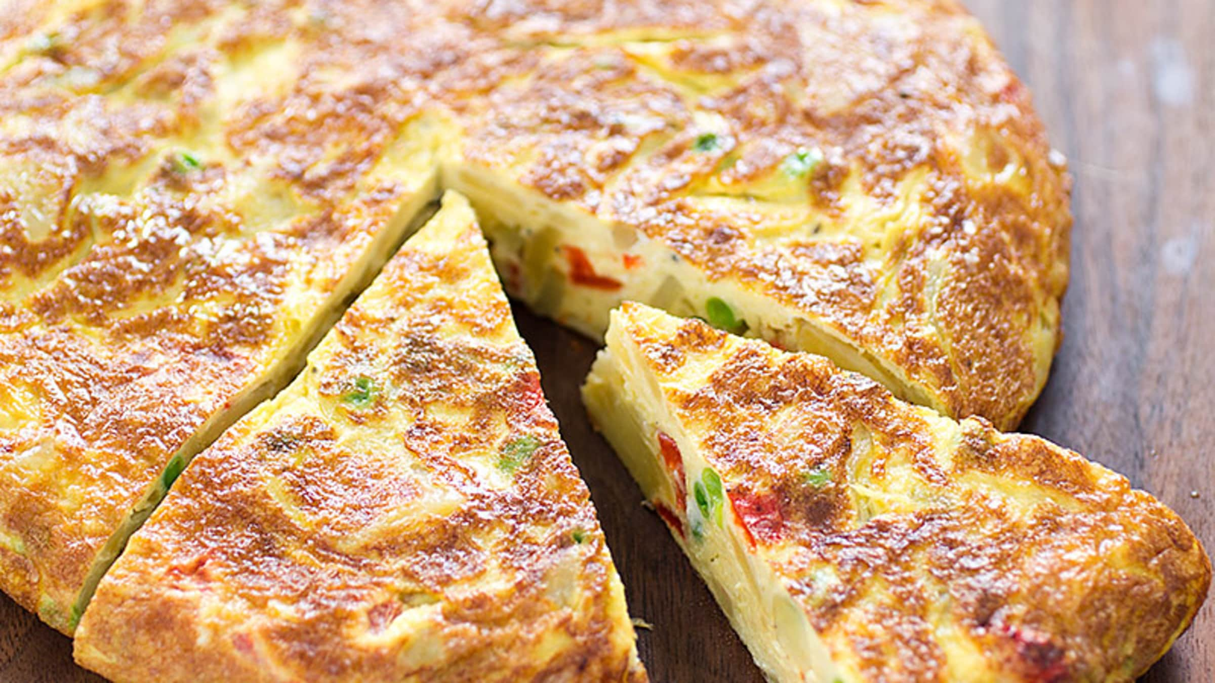 Spanish Tortilla Recipe (Tortilla de Patates) • Unicorns in the Kitchen