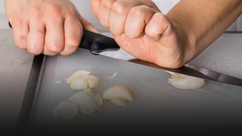 What S The Difference Between Smashed Garlic And Chopped Garlic America S Test Kitchen