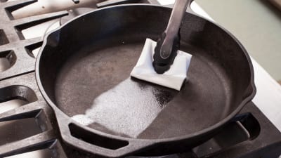 Clean Extra Messy Pots and Pans - Rusty Cast Iron, Burnt Enamel