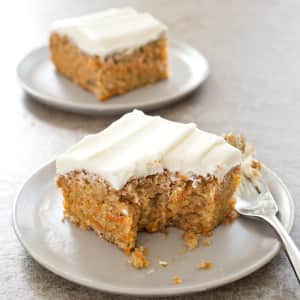 Simple Carrot Cake with Cream Cheese Frosting-image