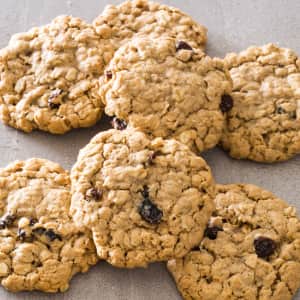 Classic Chewy Oatmeal Cookies-image