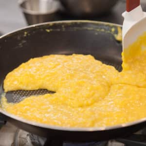 French Scrambled Eggs – SupperBell