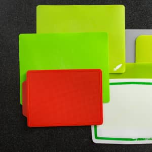 Chop Chop Flexible 4-Piece Plastic Cutting Board Set