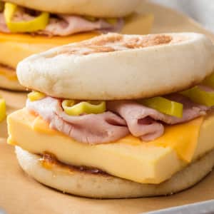 My Favorite Egg Sandwich | America's Test KitchenAmerica's Test Kitchen LogoCook's Country LogoCook's Illustrated LogoAmerica's Test Kitchen LogoCook's Country LogoCook's Illustrated Logo
