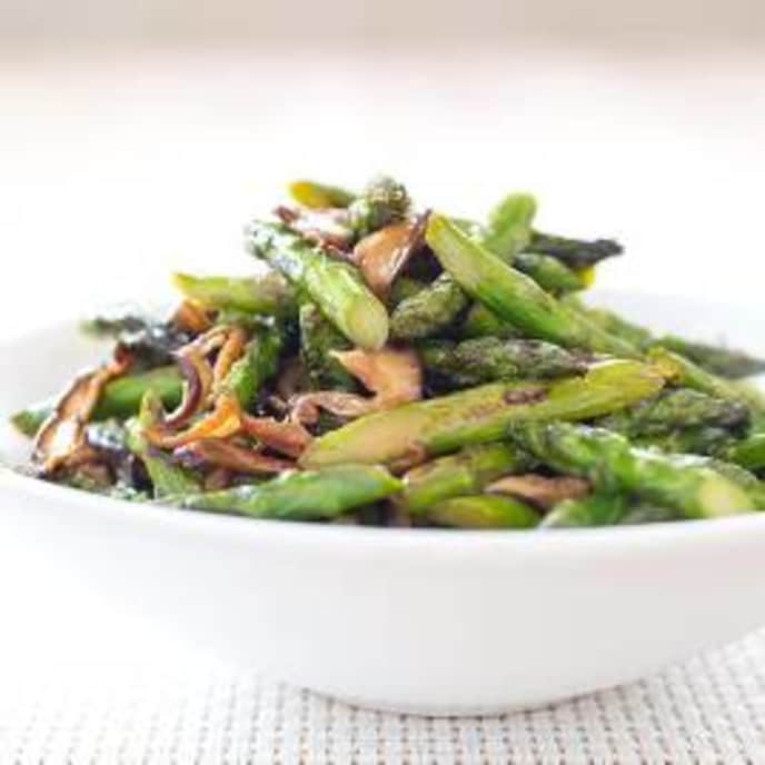 StirFried Asparagus with Shiitake Mushrooms Cook's Illustrated