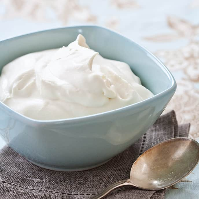 Large-Batch Lightly Sweetened Whipped Cream