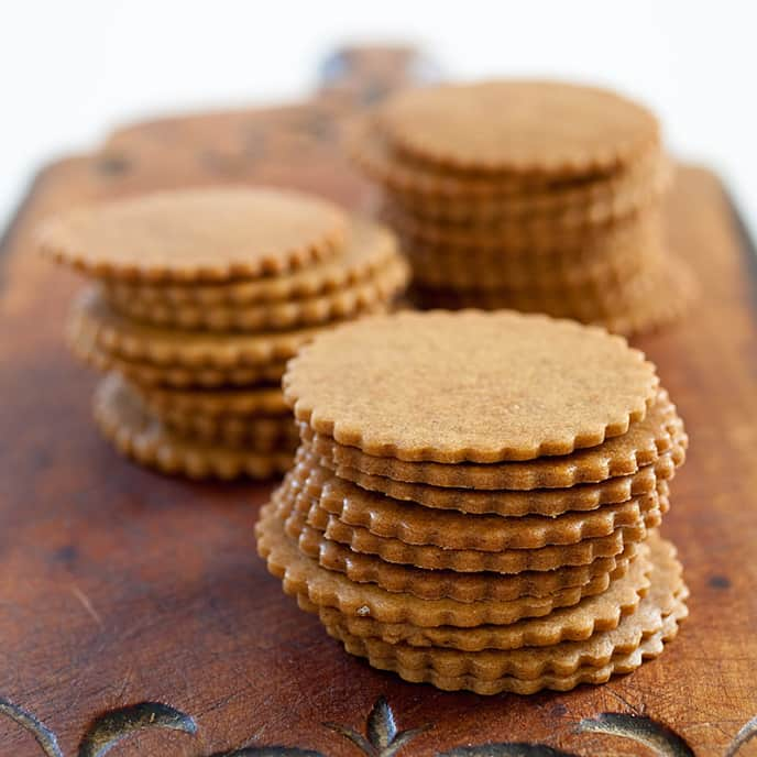 Moravian Spice Cookies