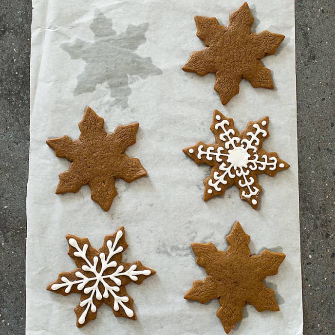 Thin, Crisp Gingerbread Cookies