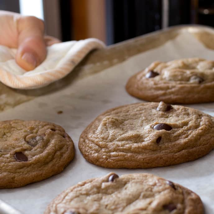 Giant Chocolate Chip M&M Cookies l Beyond Frosting