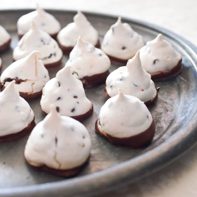 Christmas Meringue Kisses