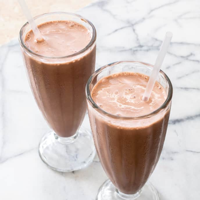 Oster Easy Homecooking: Chocolate Milkshake 