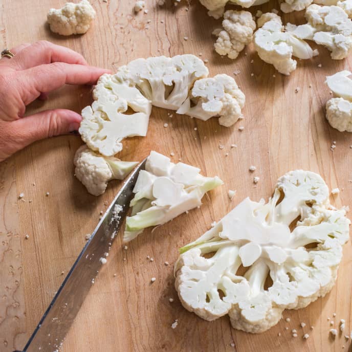 SkilletRoasted Cauliflower with Garlic and Lemon for Two Cook's
