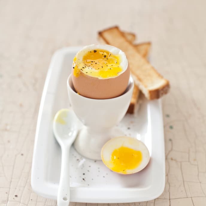 cooking soft boiled eggs