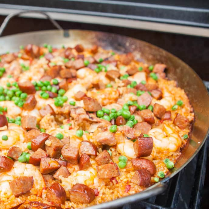 Lodge Paella Pan: BIG Review and Cooking Feature 