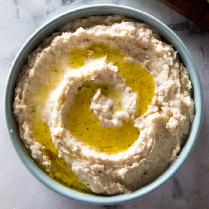 Garlic and Rosemary White Bean Dip