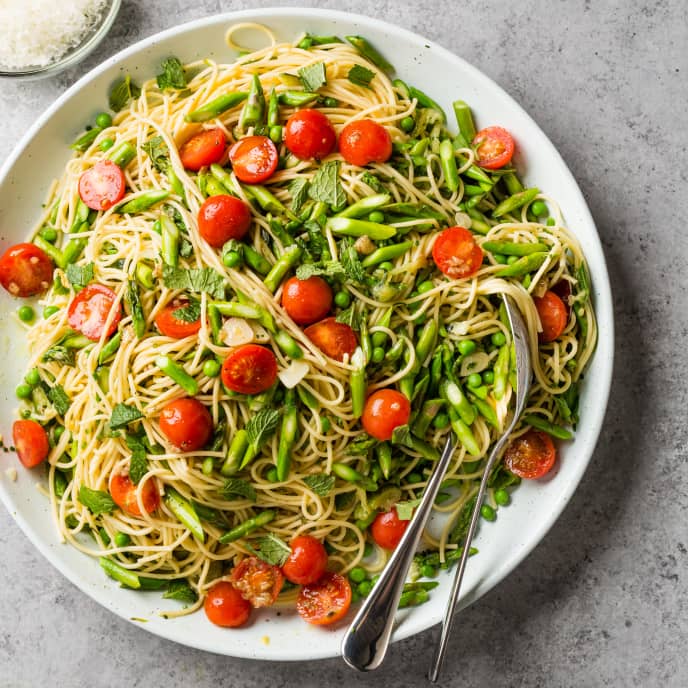 Spaghetti with Spring Vegetables