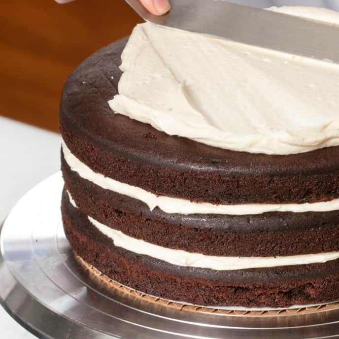 Cook's Country tests Round Cake Pans - Baking Bites