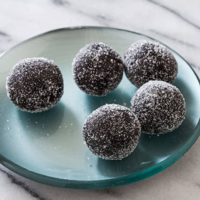 Chocolate Rum Balls