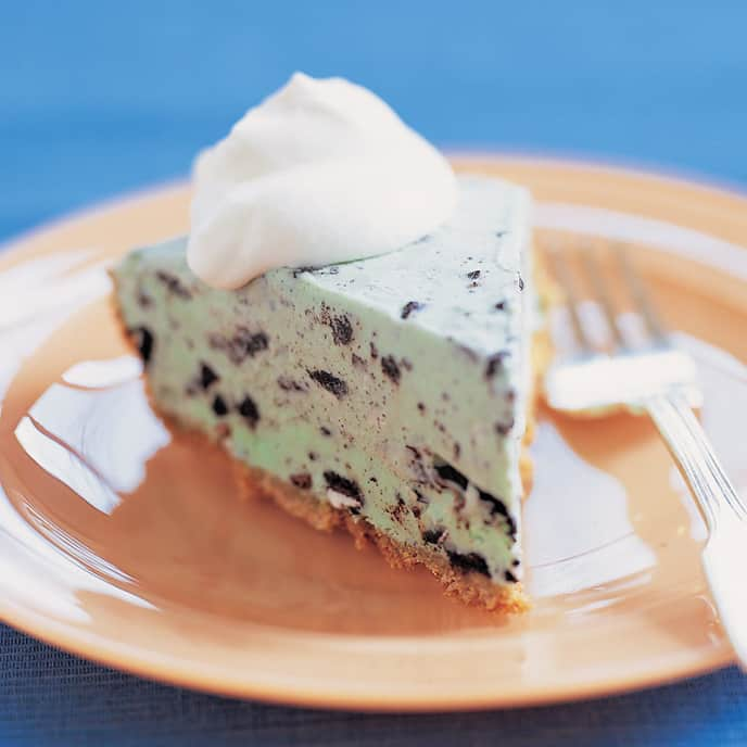 Cookies and Cream Ice Cream Pie