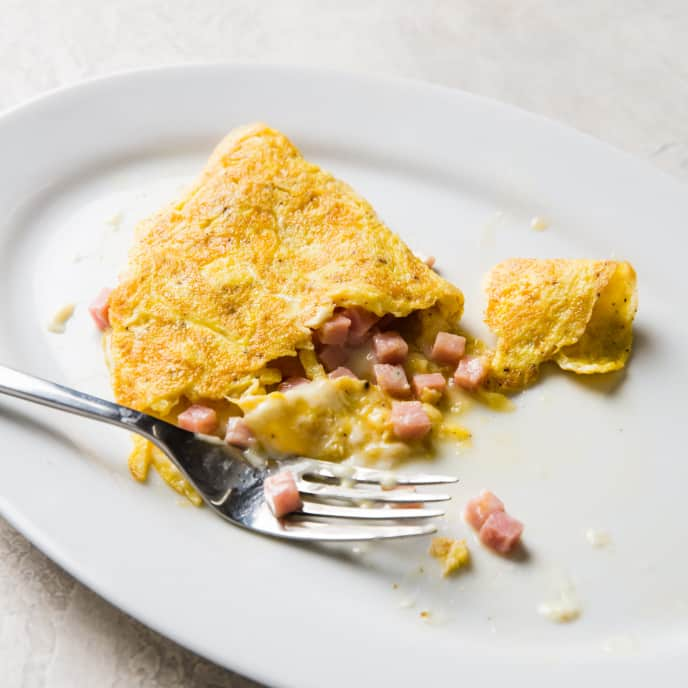 Easy Ham and Cheese Omelet