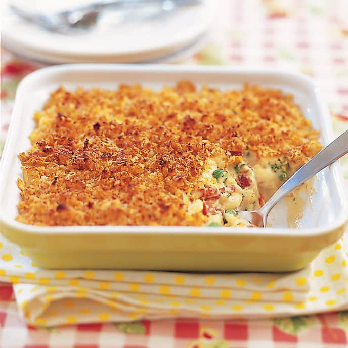 Pasta Casserole with Bacon, Asparagus, and Tomato