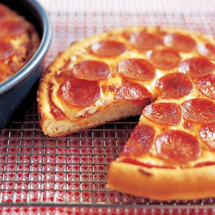 Pan Pizza Recipe, Deep Dish Pan Pizza Recipe