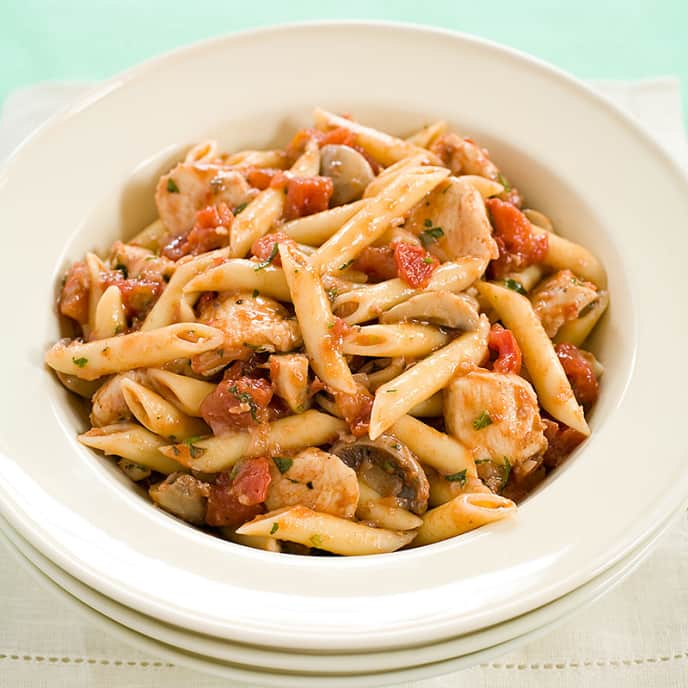 Pasta with Chicken Cacciatore Sauce