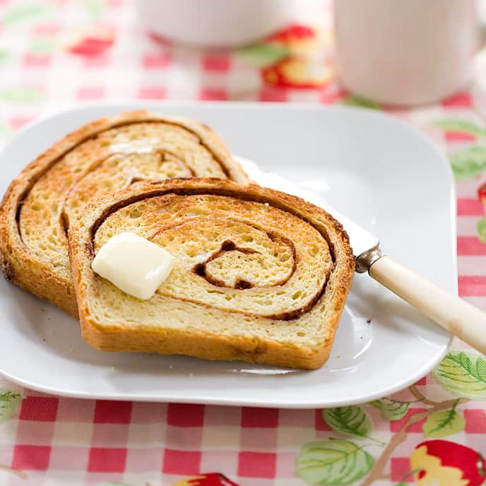 Cinnamon Swirl Raisin Bread