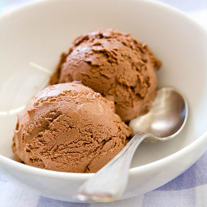 Easy Chocolate Ice Cream Recipe: How to Make It