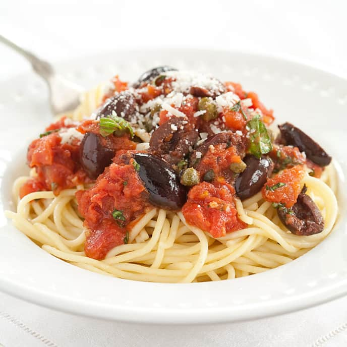 Pasta with Spicy Tomato and Olive Sauce