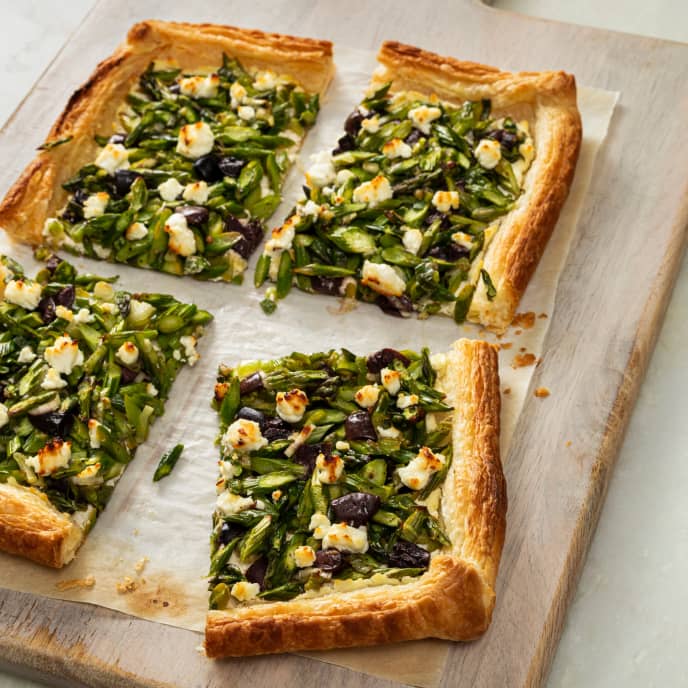 Asparagus–Goat Cheese Tart