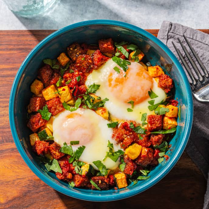 AirFryer Baked Eggs with Smoky Zucchini, Red Pepper, and Bread Hash