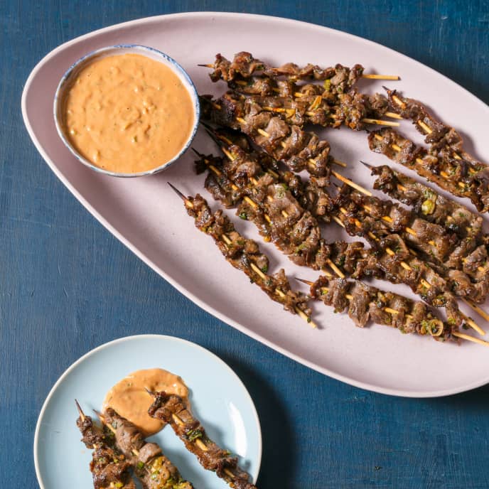 Toaster-Oven Beef Satay with Peanut Dipping Sauce
