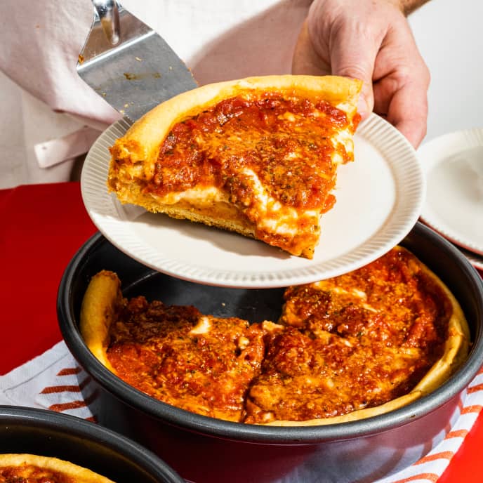 Chicago Deep-Dish Pizza