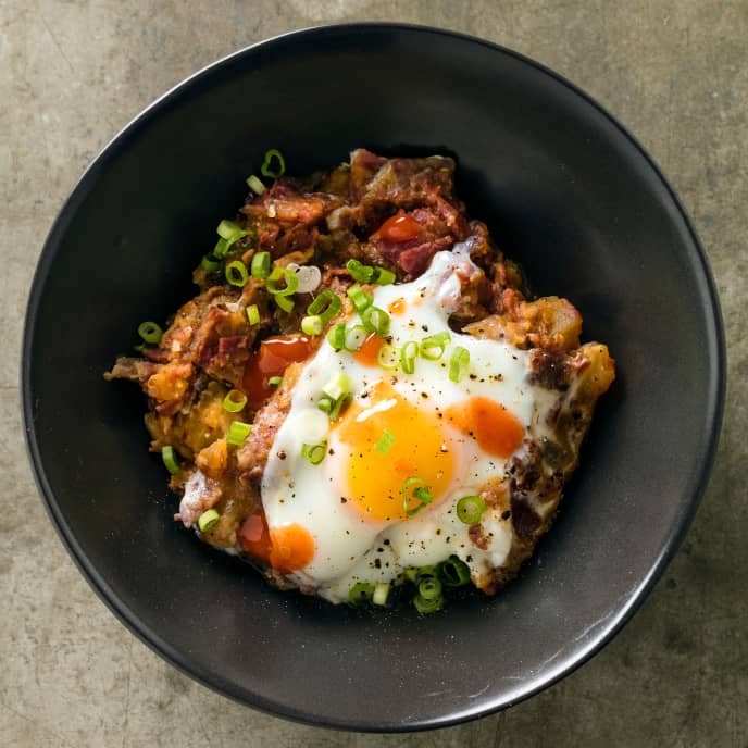 Slow Cooker Corned Beef Hash With Poached Eggs America S Test Kitchen