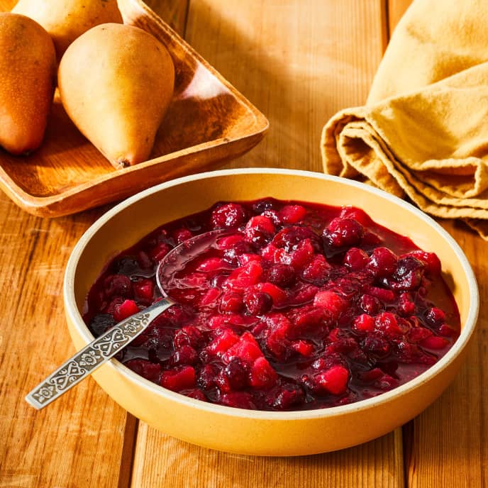 Cranberry Sauce with Pears and Fresh Ginger