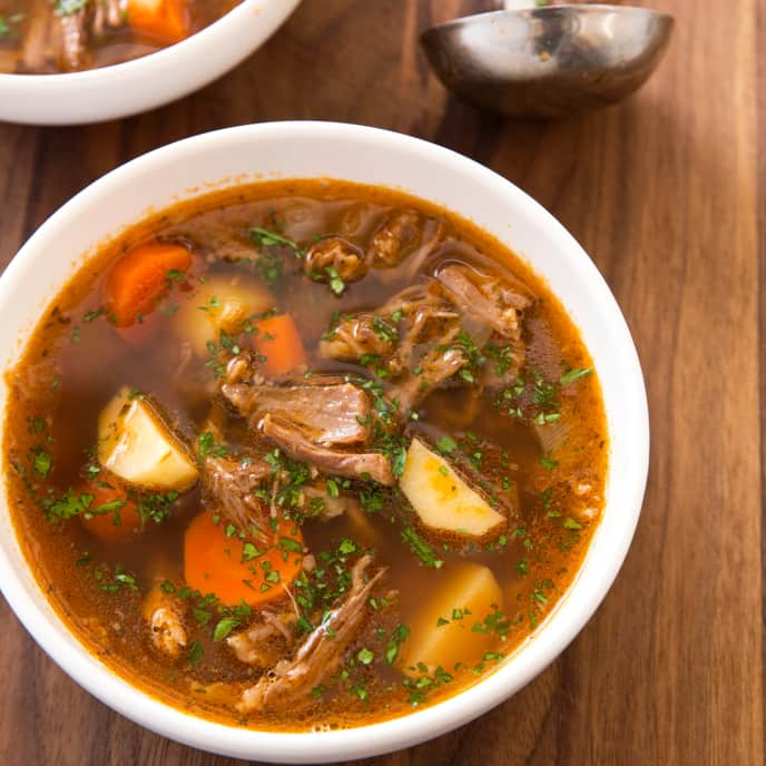 Slow-Cooker Hearty Beef Oxtail Soup