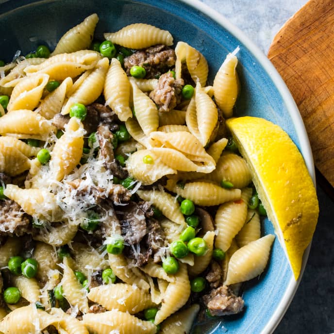 One-Pot Pasta with Sausage, Mushrooms, and Peas