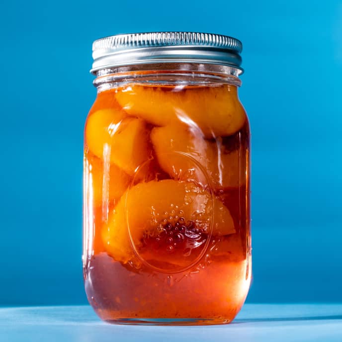 Preserved Peaches in Syrup